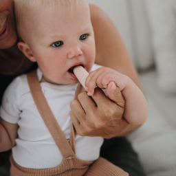 Baby Tandenborstel Shifting sand + Blush